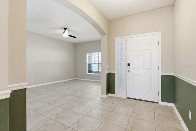 4738 WOODS LANDING LANE, Tampa, FL 33619