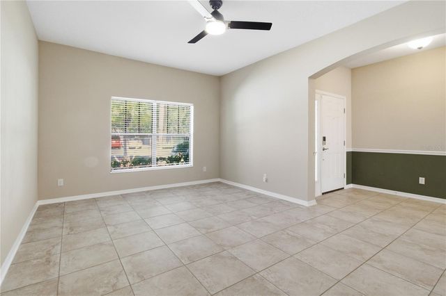 4738 WOODS LANDING LANE, Tampa, FL 33619