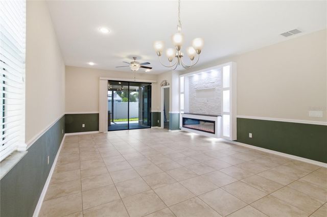 4738 WOODS LANDING LANE, Tampa, FL 33619