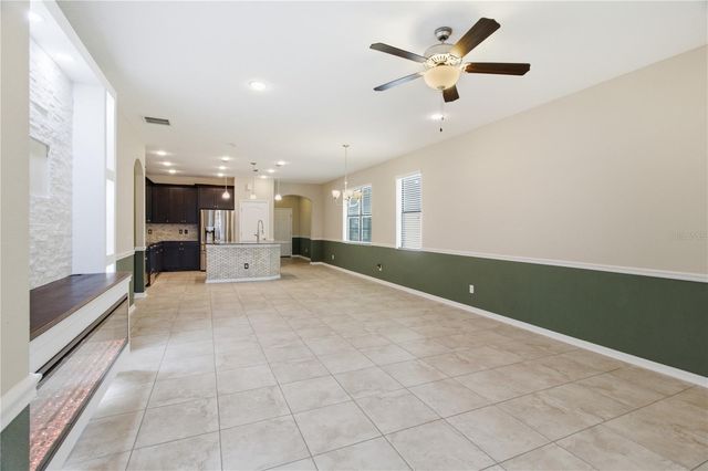 4738 WOODS LANDING LANE, Tampa, FL 33619