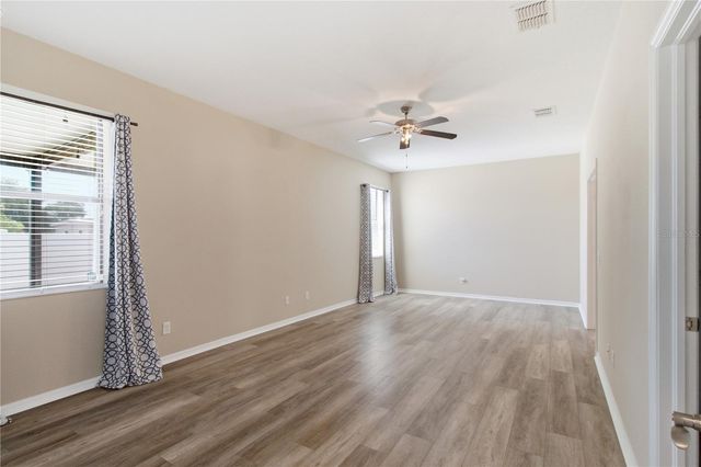 4738 WOODS LANDING LANE, Tampa, FL 33619