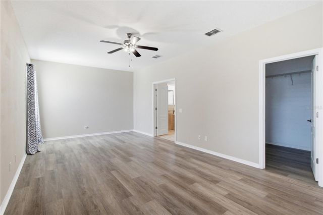 4738 WOODS LANDING LANE, Tampa, FL 33619