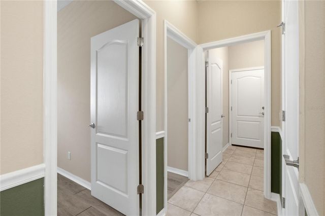 4738 WOODS LANDING LANE, Tampa, FL 33619