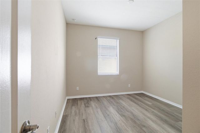 4738 WOODS LANDING LANE, Tampa, FL 33619