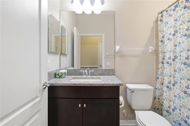 4738 WOODS LANDING LANE, Tampa, FL 33619