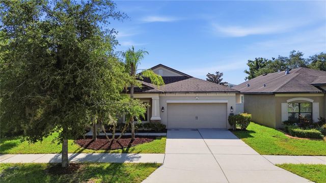 4738 WOODS LANDING LANE, Tampa, FL 33619