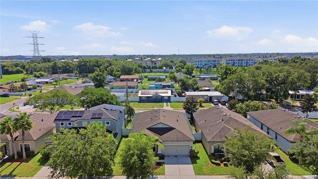 4738 WOODS LANDING LANE, Tampa, FL 33619
