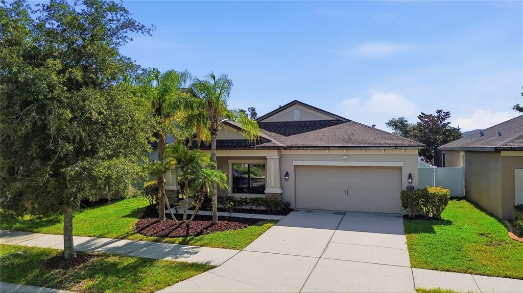 4738 WOODS LANDING LANE, Tampa, FL 33619