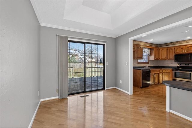 15200 W Ellsworth Court, Olathe, KS 66062