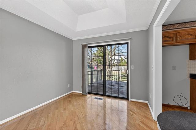 15200 W Ellsworth Court, Olathe, KS 66062