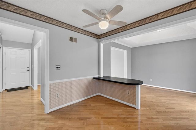 15200 W Ellsworth Court, Olathe, KS 66062