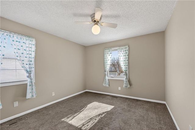 15200 W Ellsworth Court, Olathe, KS 66062