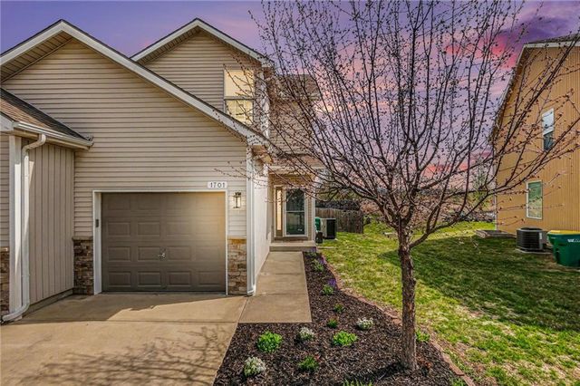 1701 N 127th Street, Kansas City, KS 66109