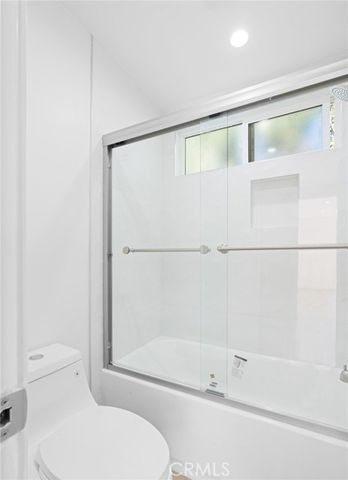 7961 Willis Avenue 17, Panorama City (los Angeles), CA 91402