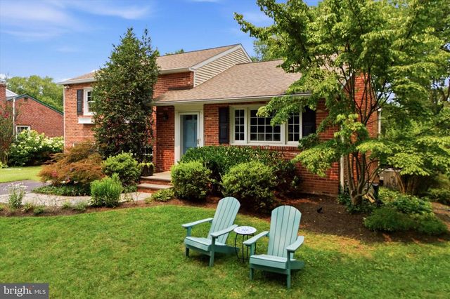 303 LANDSENDE RD, Devon, PA 19333
