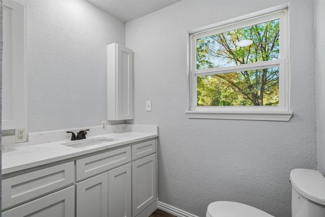 9952 Briar Cove, Wills Point, TX 75169