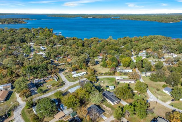 9952 Briar Cove, Wills Point, TX 75169