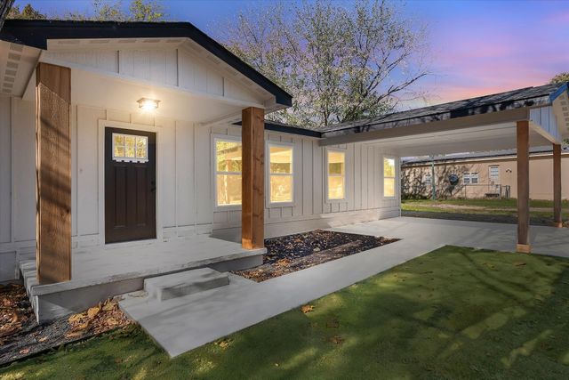 9952 Briar Cove, Wills Point, TX 75169