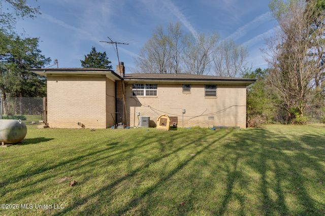 286 Tucker Road, Holly Springs, MS 38635