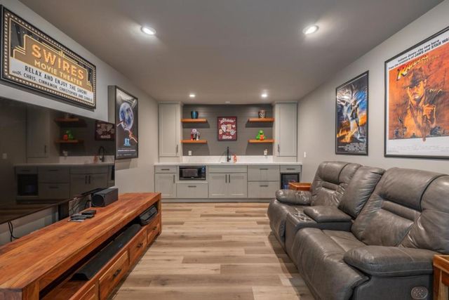 1105 Funston Avenue, Pacific Grove, CA 93950