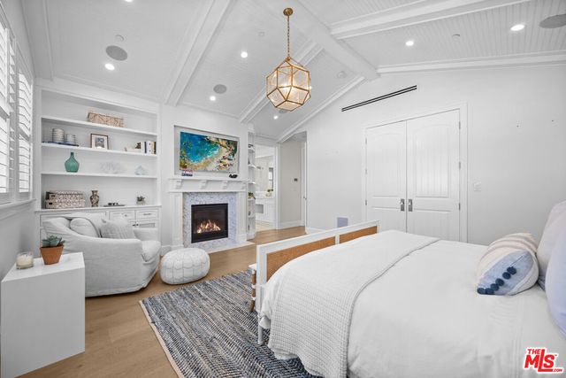 4257 Farmdale Avenue, Studio City, CA 91604