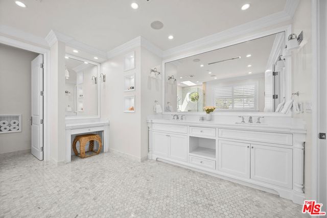 4257 Farmdale Avenue, Studio City, CA 91604