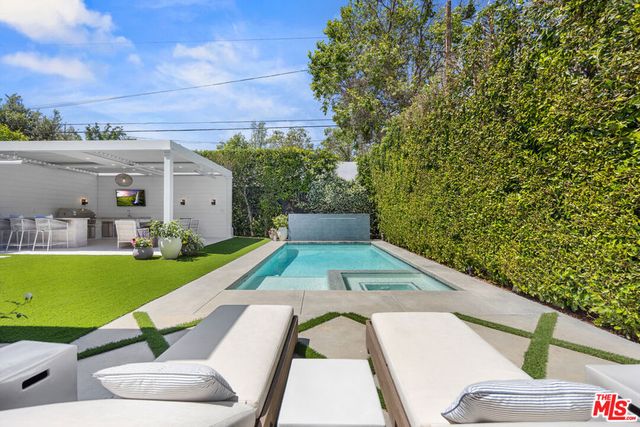 4257 Farmdale Avenue, Studio City, CA 91604
