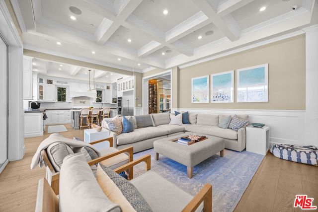 4257 Farmdale Avenue, Studio City, CA 91604