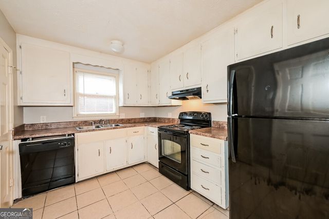 5353 Ridgemere Court, Stone Mountain, GA 30083