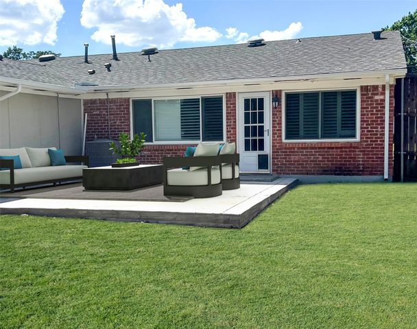 1600 West Shore Drive, Richardson, TX 75080