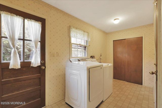 15 Harbor Court, West Long Branch, NJ 07764