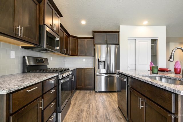 521 Bolson Pl, Caldwell, ID 83605