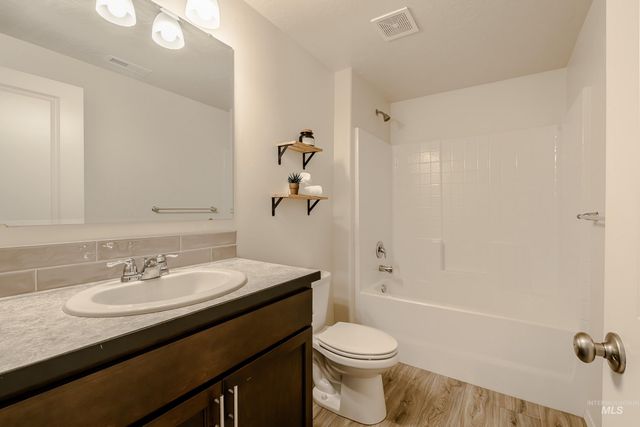 521 Bolson Pl, Caldwell, ID 83605