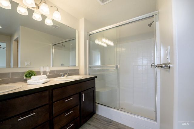 521 Bolson Pl, Caldwell, ID 83605