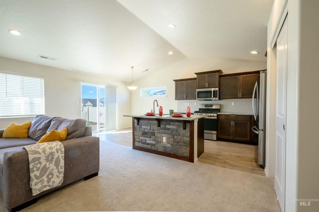 521 Bolson Pl, Caldwell, ID 83605