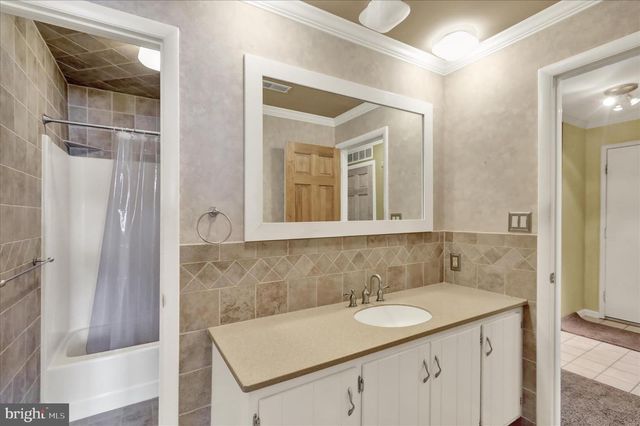 1-C OLYMPIC DR, Reading, PA 19607