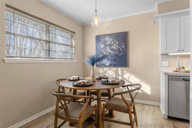 1604 N Atlanta Street, Owasso, OK 74055