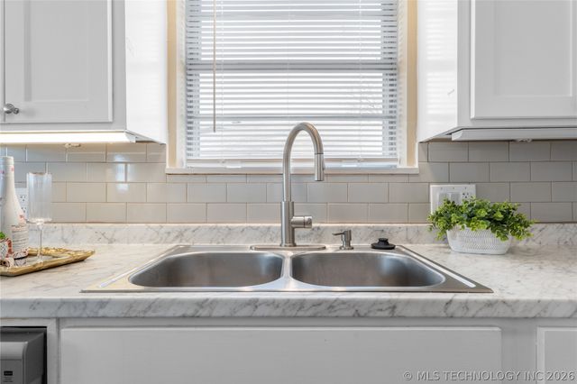 1604 N Atlanta Street, Owasso, OK 74055