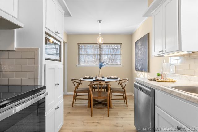 1604 N Atlanta Street, Owasso, OK 74055