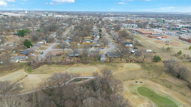 1604 N Atlanta Street, Owasso, OK 74055