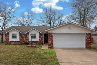 1604 N Atlanta Street, Owasso, OK 74055