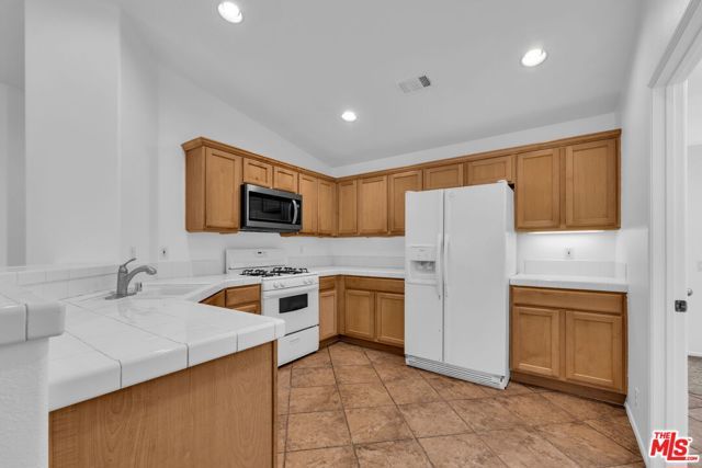 30940 Robert Road, Thousand Palms, CA 92276