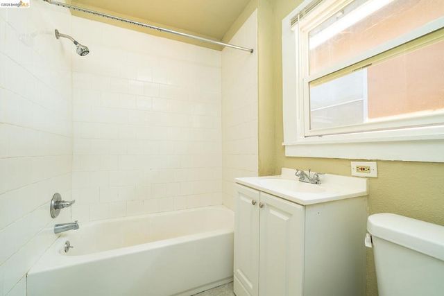 712 56Th St, Oakland, CA 94609