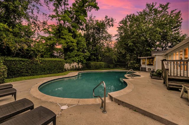 970 Carmel Drive, Charleston, SC 29412