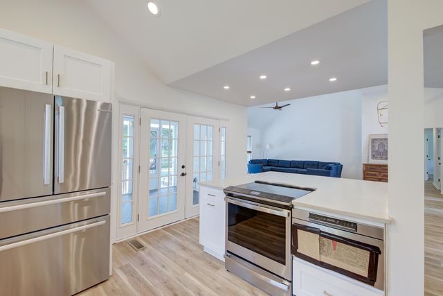 970 Carmel Drive, Charleston, SC 29412