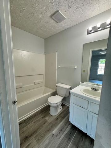 75 Davis Mill Court, Lawrenceville, GA 30044