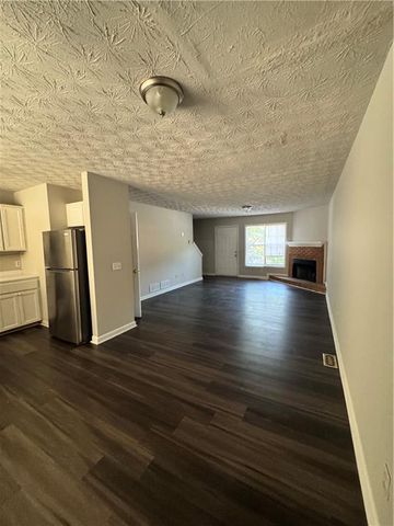 75 Davis Mill Court, Lawrenceville, GA 30044