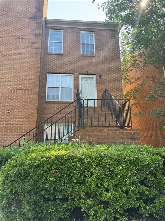 75 Davis Mill Court, Lawrenceville, GA 30044
