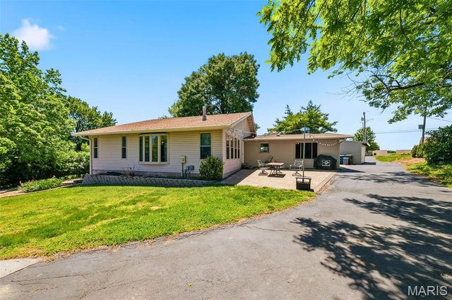 12125 Old Saint Charles Road, Bridgeton, MO 63044