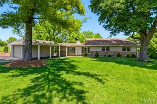 12125 Old Saint Charles Road, Bridgeton, MO 63044